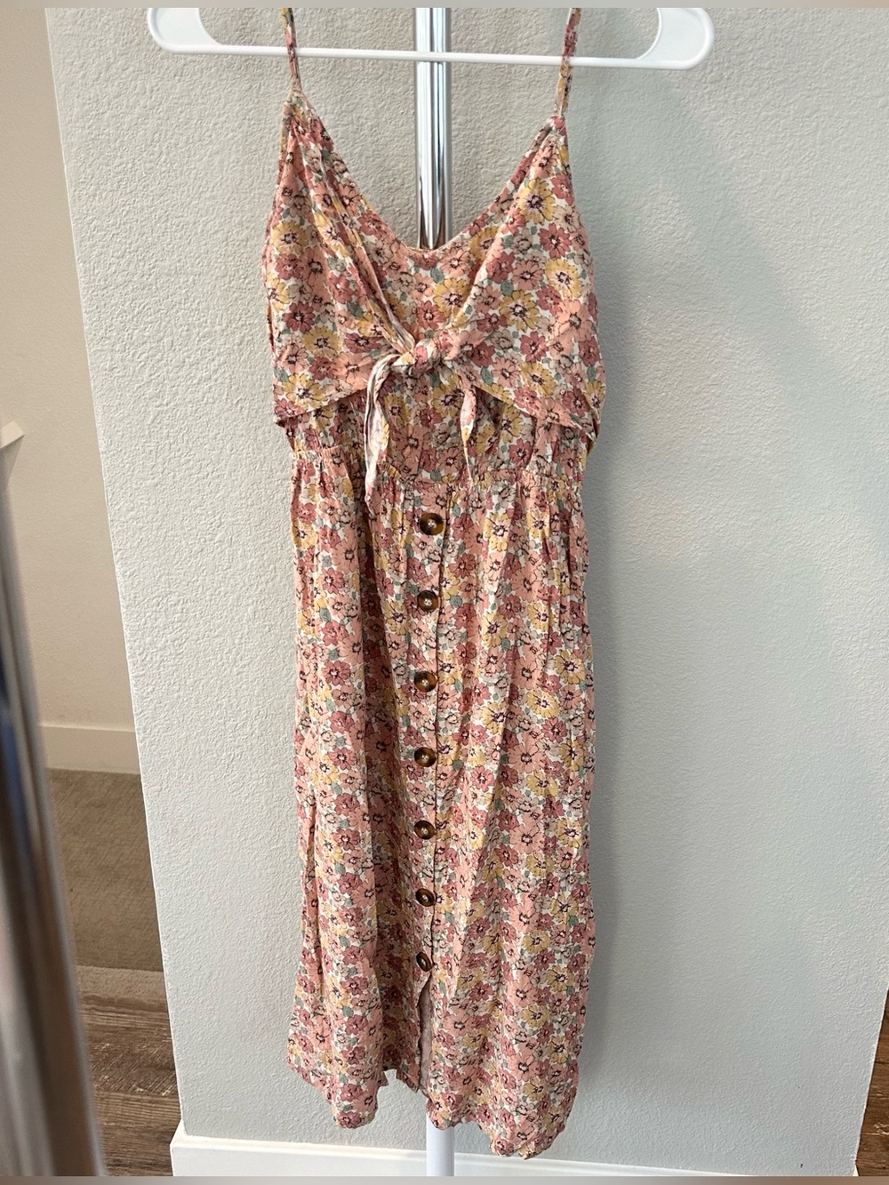 MIMI CHICA Floral Midi Dress Tie-Front, Size Medium